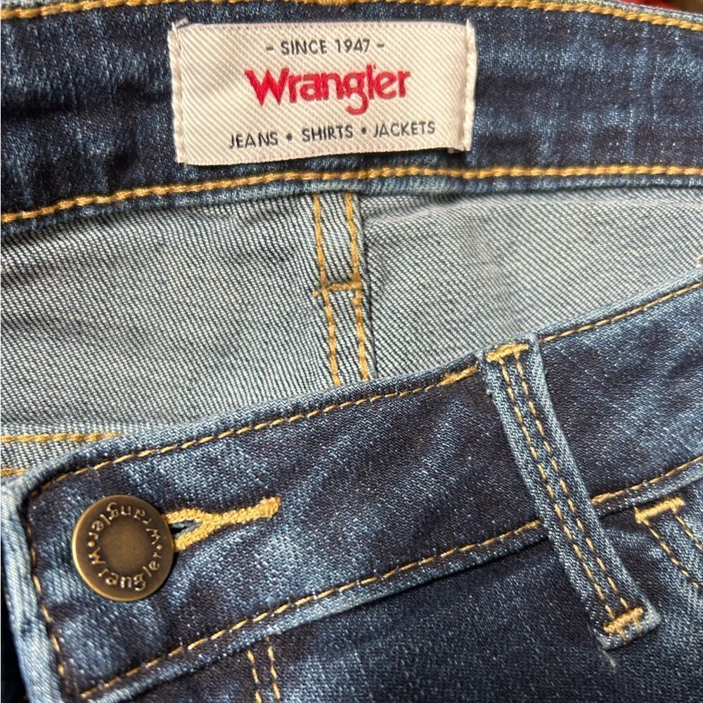 Wrangler :: High Rise True Straight Crop Jeans New Women’s 12 / 31 - Picture 7 of 7
